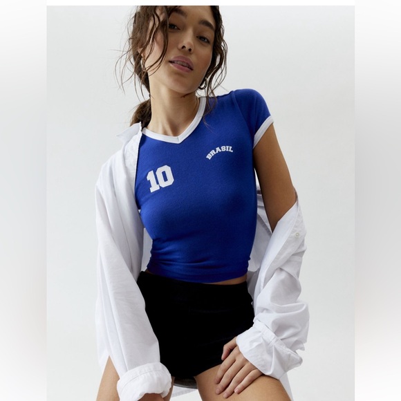 Urban outfitters Brazil baby tee - Picture 1 of 5